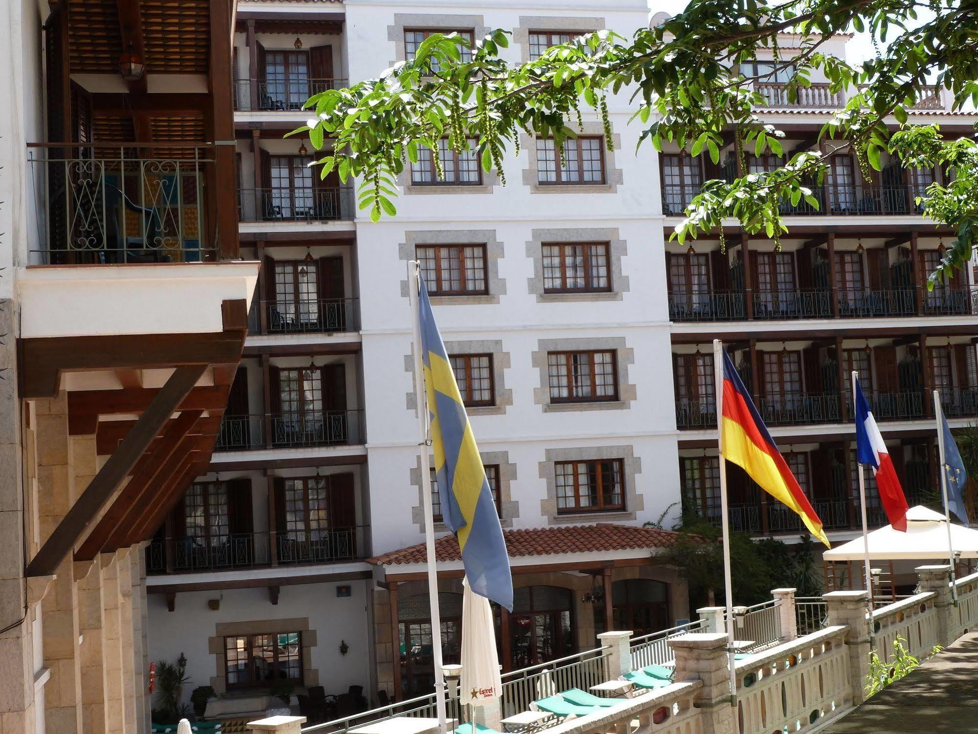 Hotel La Carolina Lloret de Mar Exterior photo