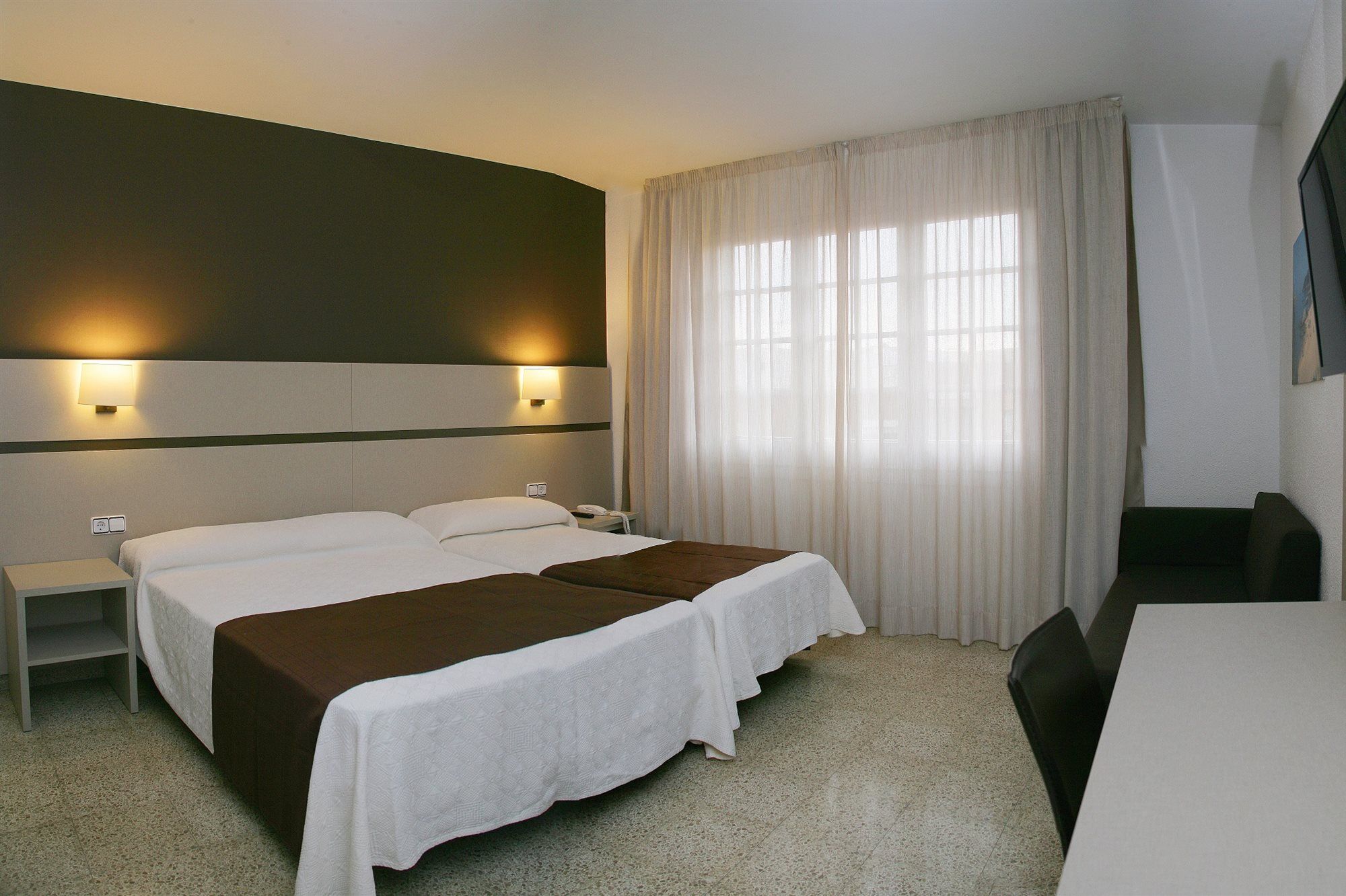 Hotel La Carolina Lloret de Mar Exterior photo